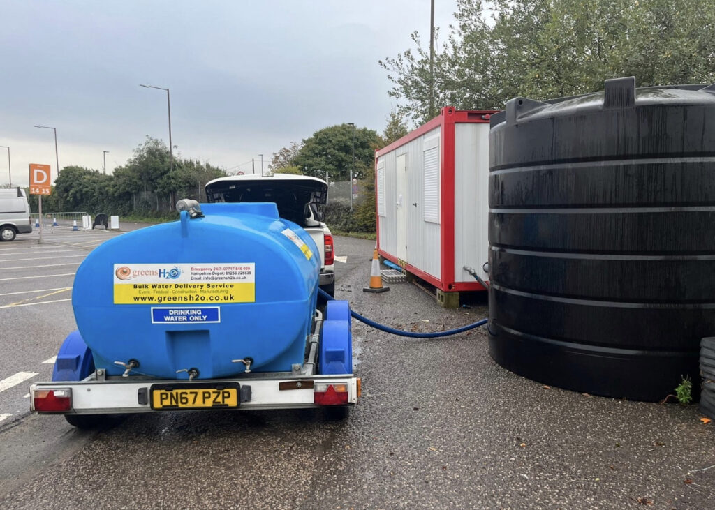 Greens H2O road-towable water bowser