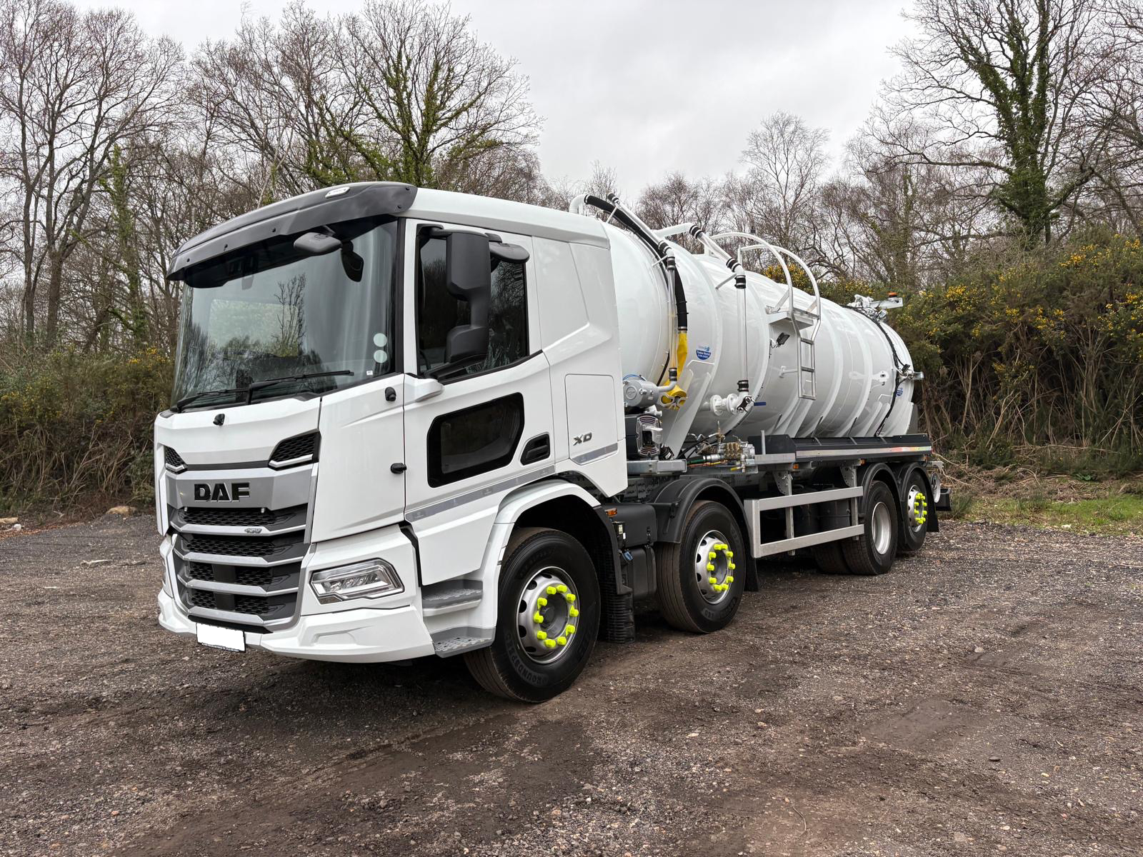 Greens H2O vacuum tanker trailer
